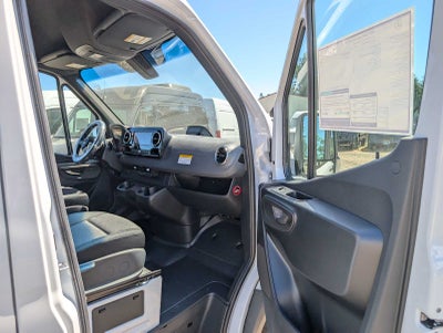 2025 Mercedes-Benz Sprinter Cargo Van 2500 Standard Roof I4 Diesel 144" RWD