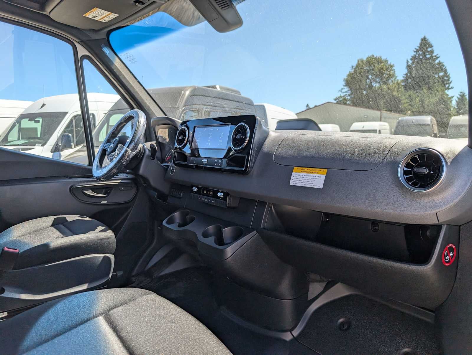 2025 Mercedes-Benz Sprinter Cargo Van 2500 Standard Roof I4 Diesel 144" RWD