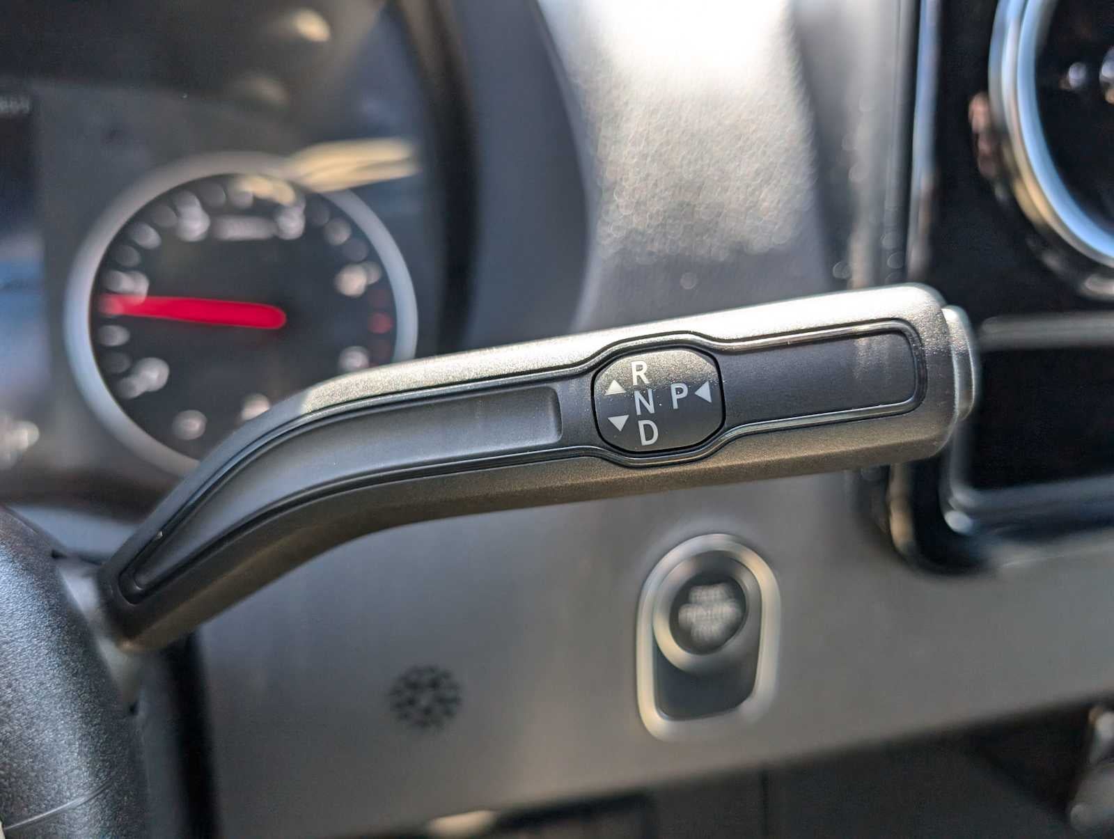 2025 Mercedes-Benz Sprinter Cargo Van 2500 Standard Roof I4 Diesel 144" RWD