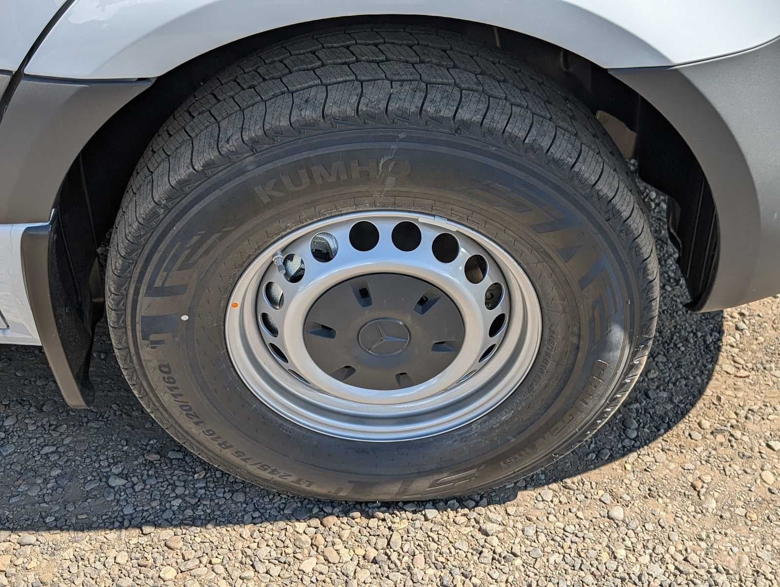 2025 Mercedes-Benz Sprinter Cargo Van 2500 Standard Roof I4 Diesel 144" RWD