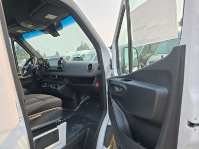 2026 Mercedes-Benz Sprinter Cargo 2500 Standard Roof I4 Diesel 144 RWD