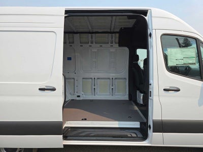 2026 Mercedes-Benz Sprinter Cargo 2500 Standard Roof I4 Diesel 144 RWD