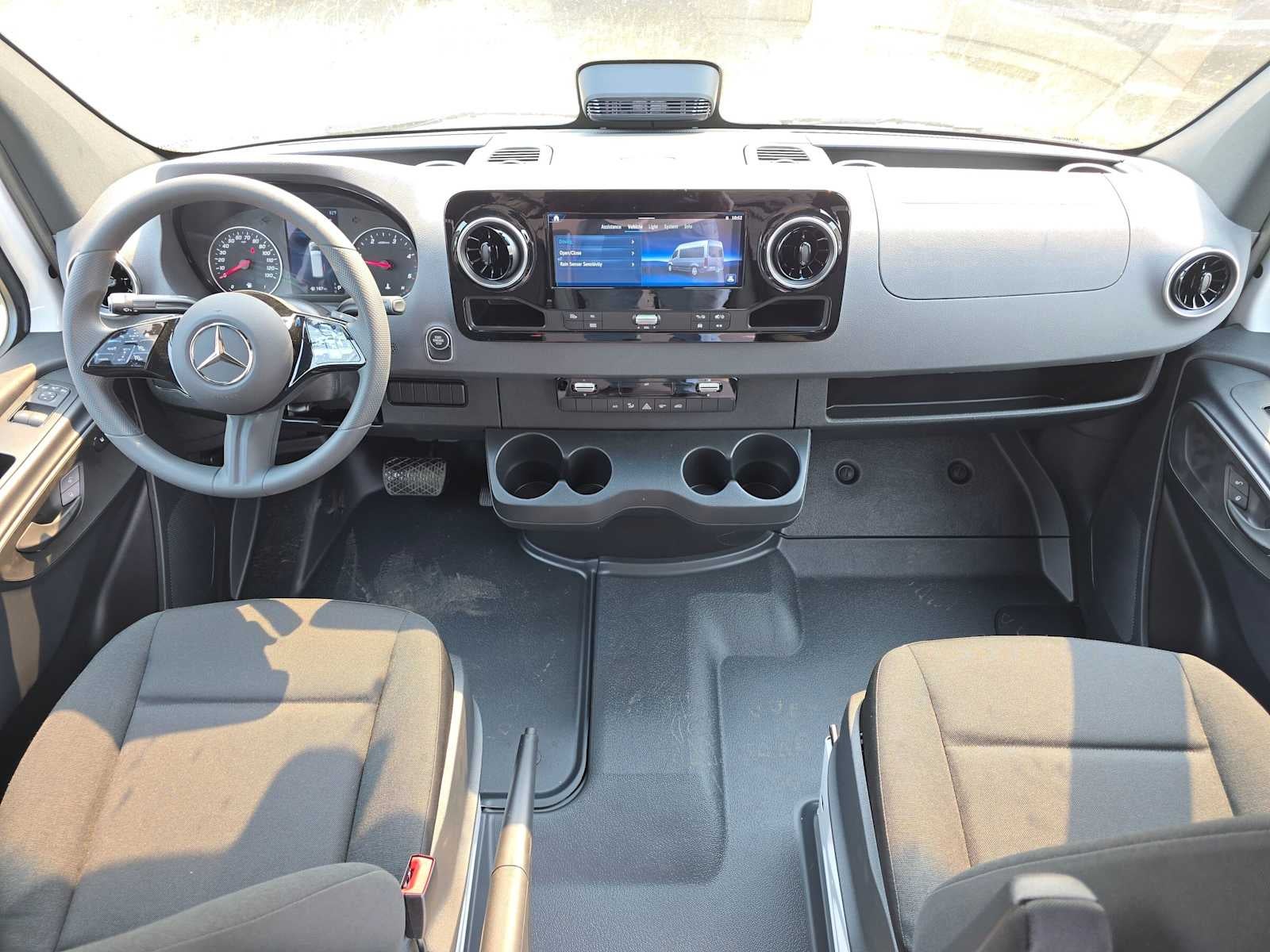 2026 Mercedes-Benz Sprinter Cargo 2500 Standard Roof I4 Diesel 144 RWD