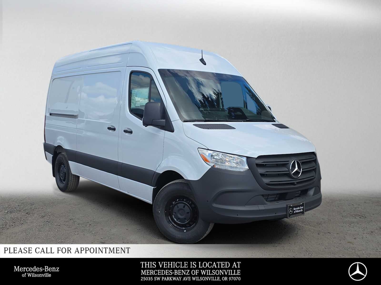2026 Mercedes-Benz Sprinter Cargo 2500 Standard Roof I4 Diesel 144 RWD