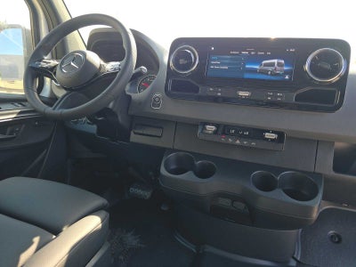 2026 Mercedes-Benz Sprinter Cargo 2500 Standard Roof I4 Diesel 144 RWD