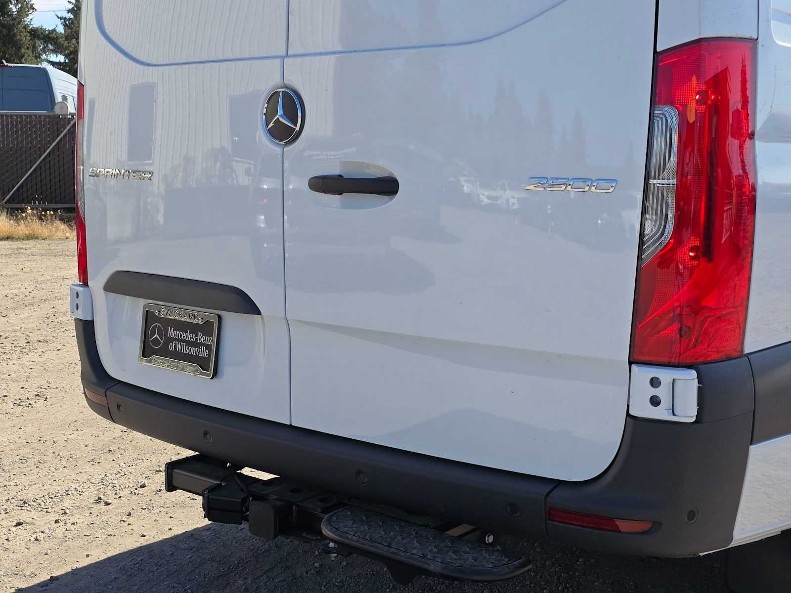 2026 Mercedes-Benz Sprinter Cargo 2500 Standard Roof I4 Diesel 144 RWD