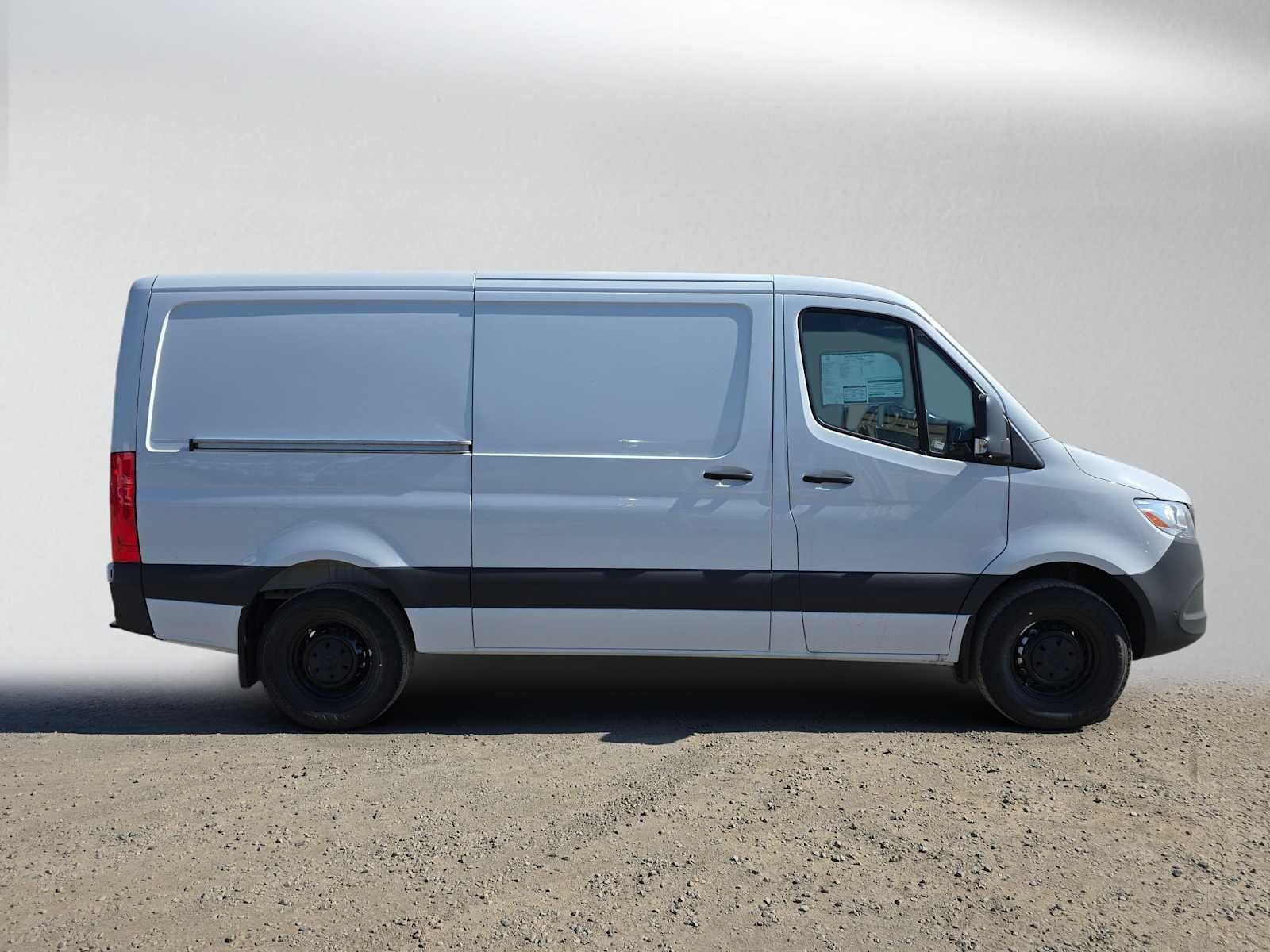 2026 Mercedes-Benz Sprinter Cargo 2500 Standard Roof I4 Diesel 144 RWD
