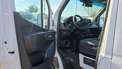 2025 Mercedes-Benz Sprinter Cargo Van 2500 Standard Roof I4 Diesel 144 RWD