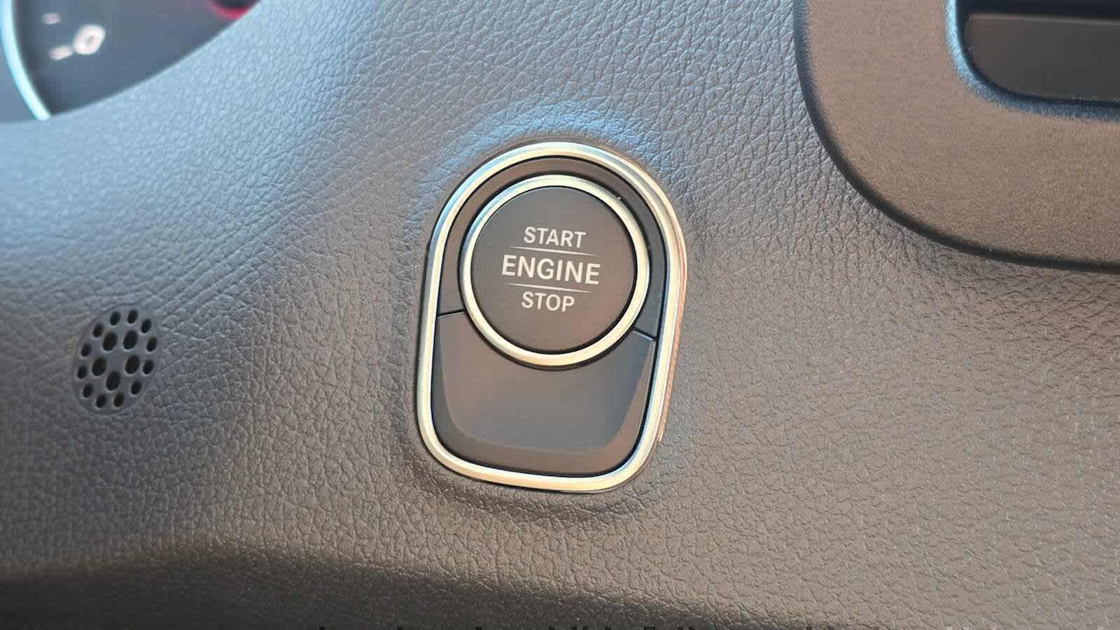 2025 Mercedes-Benz Sprinter Cargo Van 2500 Standard Roof I4 Diesel 144 RWD