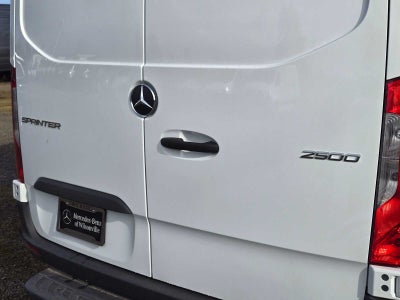 2025 Mercedes-Benz Sprinter Cargo Van 2500 Standard Roof I4 Diesel 144" RWD