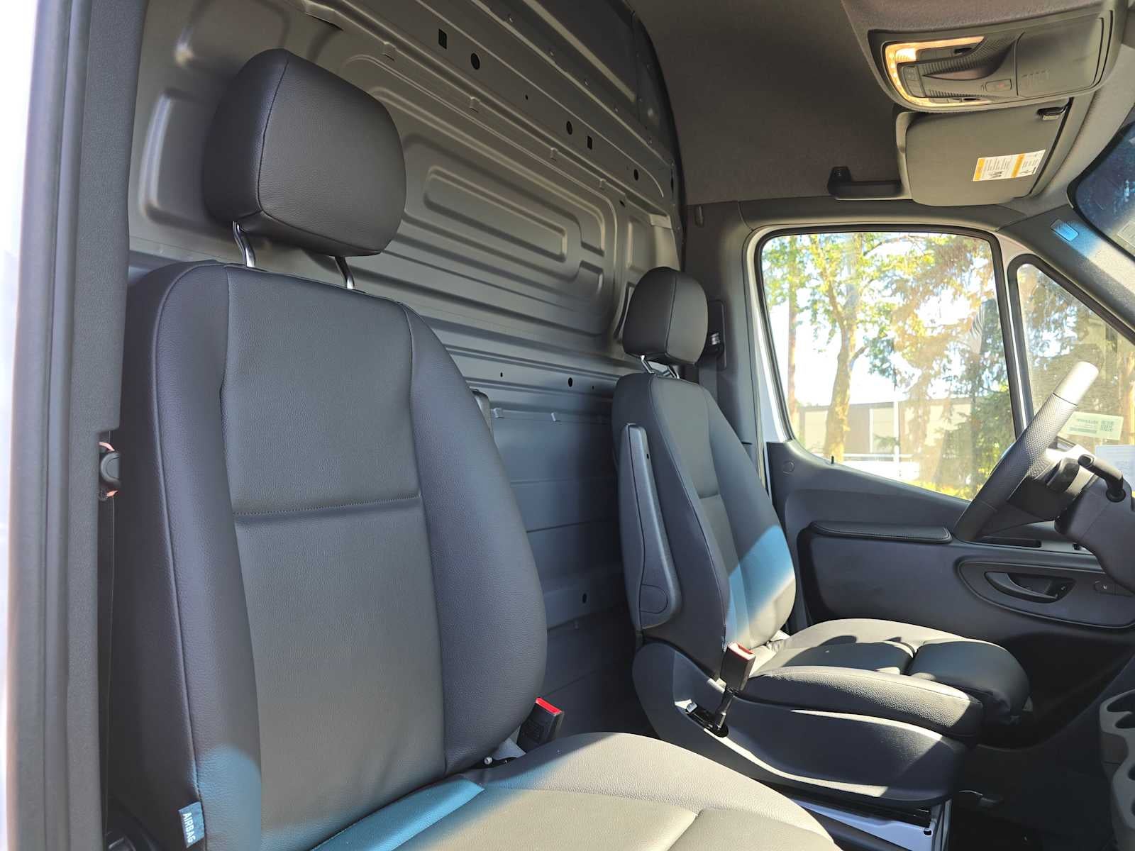 2026 Mercedes-Benz Sprinter 2500 Standard Roof I4 Diesel 144 RWD
