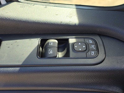 2026 Mercedes-Benz Sprinter 2500 Standard Roof I4 Diesel 144 RWD