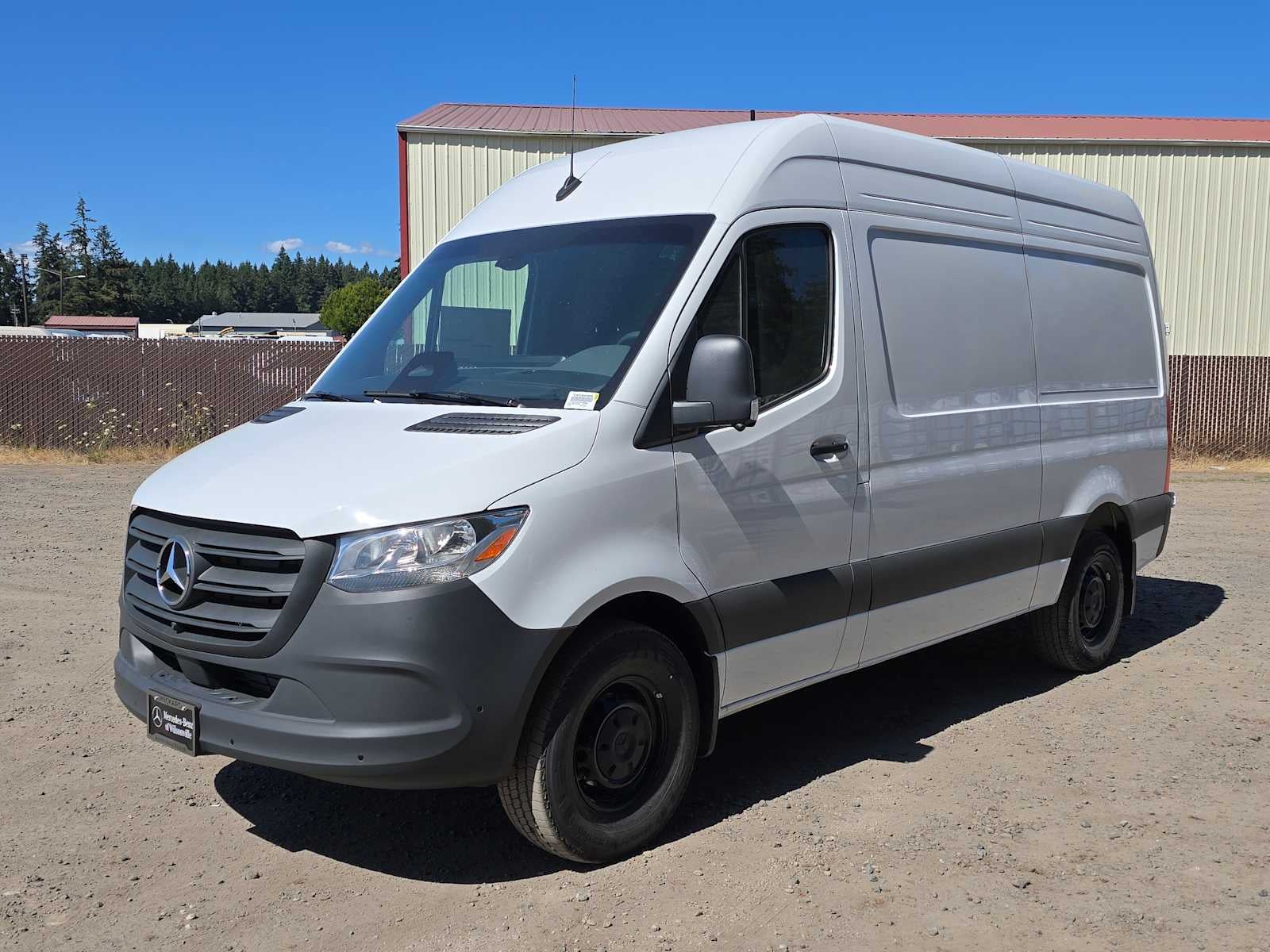 2026 Mercedes-Benz Sprinter 2500 Standard Roof I4 Diesel 144 RWD