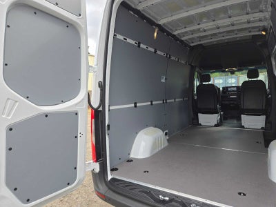 2026 Mercedes-Benz Sprinter Cargo 2500 Standard Roof I4 Diesel 144 RWD