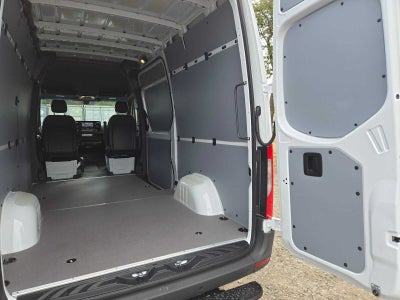 2026 Mercedes-Benz Sprinter Cargo 2500 Standard Roof I4 Diesel 144 RWD