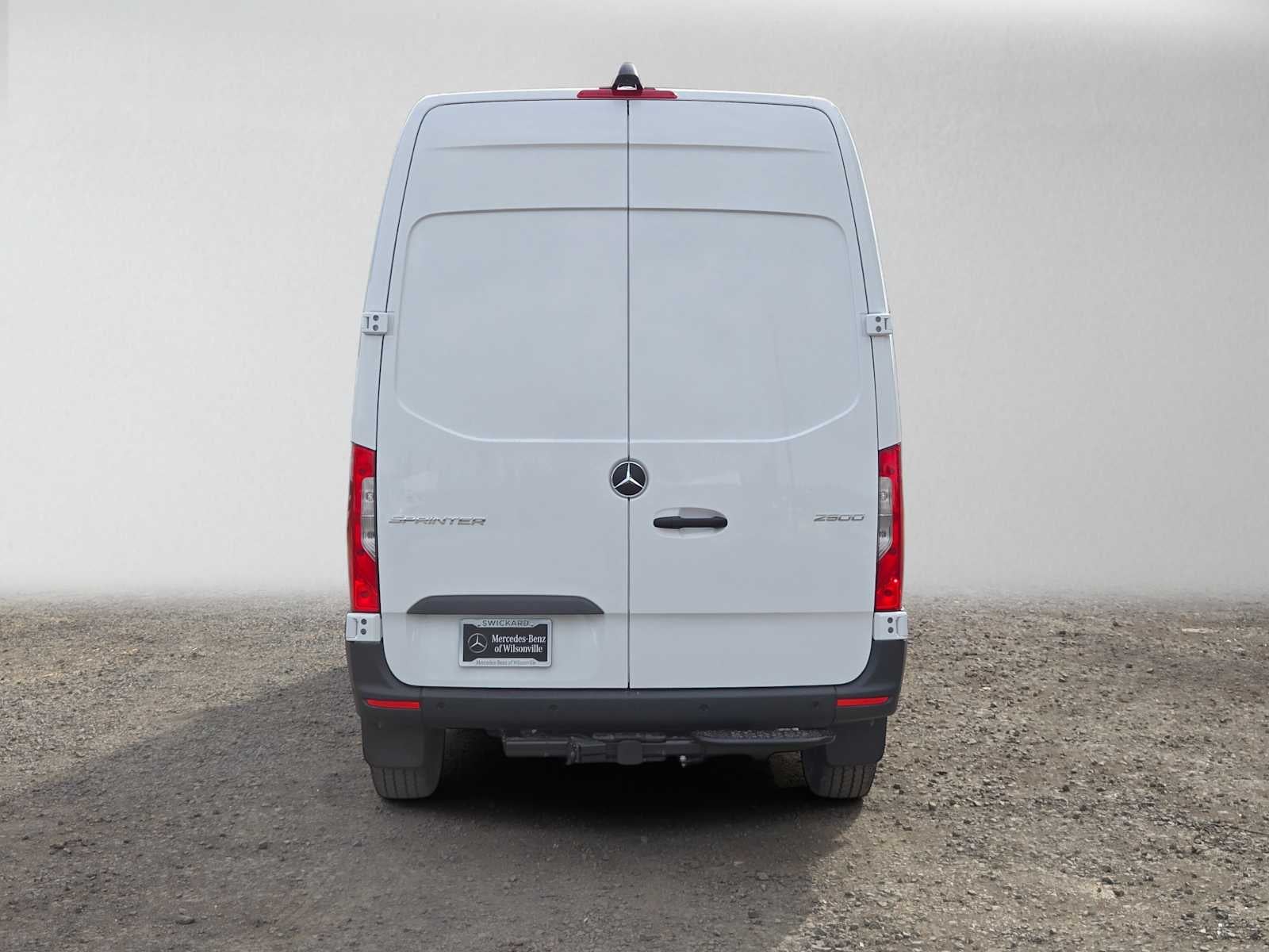 2026 Mercedes-Benz Sprinter Cargo 2500 Standard Roof I4 Diesel 144 RWD