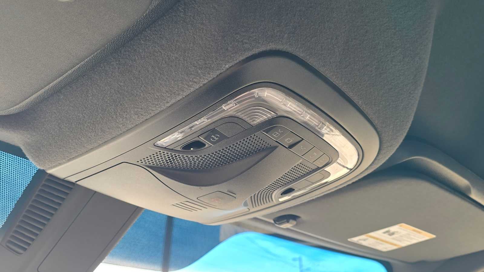 2025 Mercedes-Benz Sprinter Cargo Van 2500 Standard Roof I4 Diesel 144" RWD