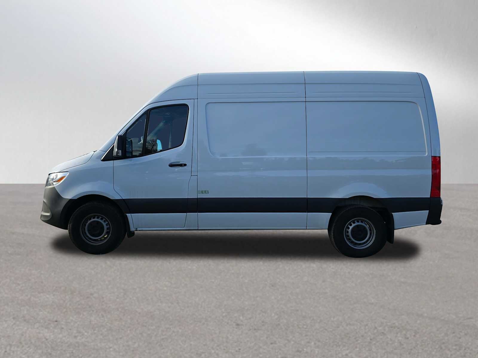 2025 Mercedes-Benz Sprinter Cargo Van 2500 Standard Roof I4 Diesel 144" RWD