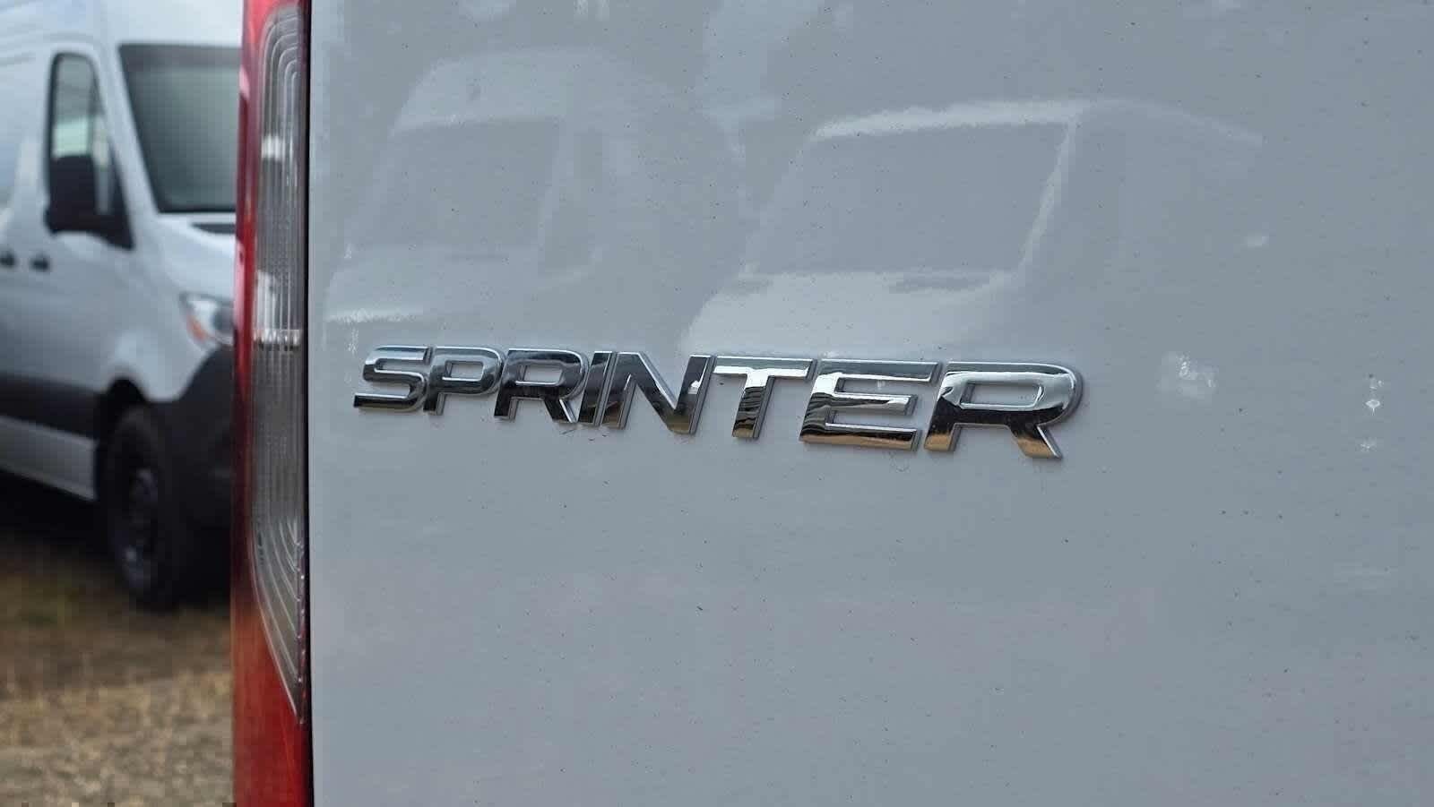 2026 Mercedes-Benz Sprinter 2500 Standard Roof I4 Diesel 144 RWD