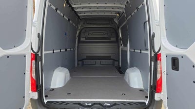 2026 Mercedes-Benz Sprinter 2500 Standard Roof I4 Diesel 144 RWD