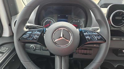 2026 Mercedes-Benz Sprinter 2500 Standard Roof I4 Diesel 144 RWD