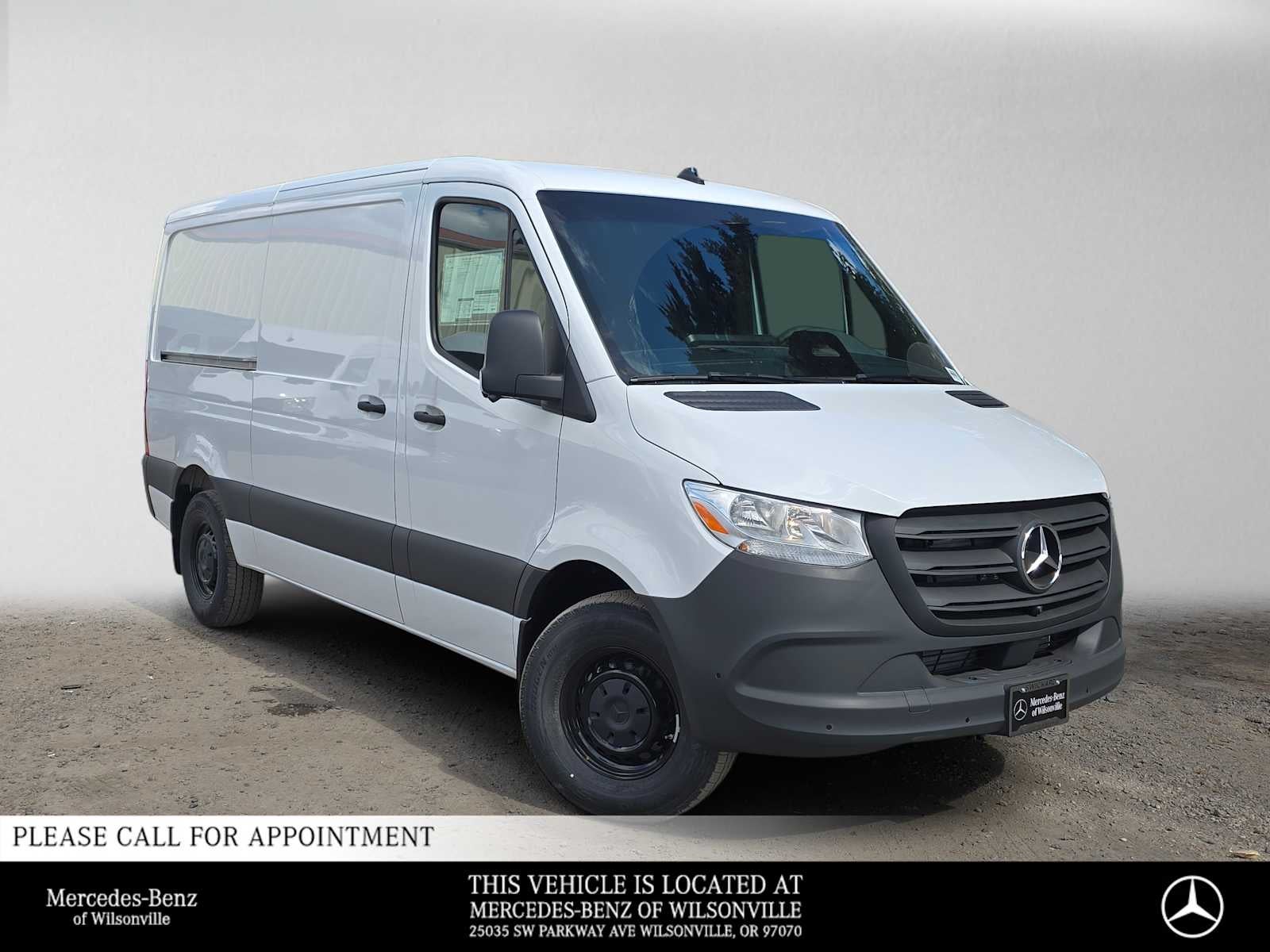 2026 Mercedes-Benz Sprinter 2500 Standard Roof I4 Diesel 144 RWD