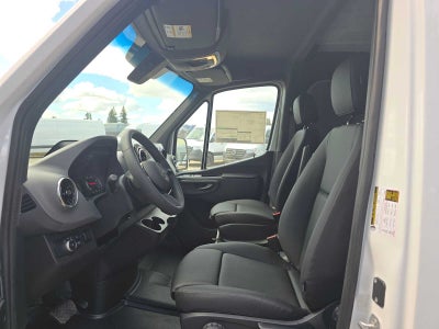 2026 Mercedes-Benz Sprinter 2500 Standard Roof I4 Diesel 144 RWD