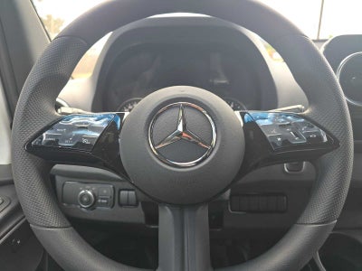 2026 Mercedes-Benz Sprinter 2500 Standard Roof I4 Diesel 144 RWD