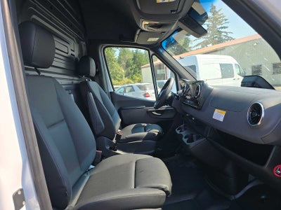 2026 Mercedes-Benz Sprinter 2500 Standard Roof I4 Diesel 144 RWD