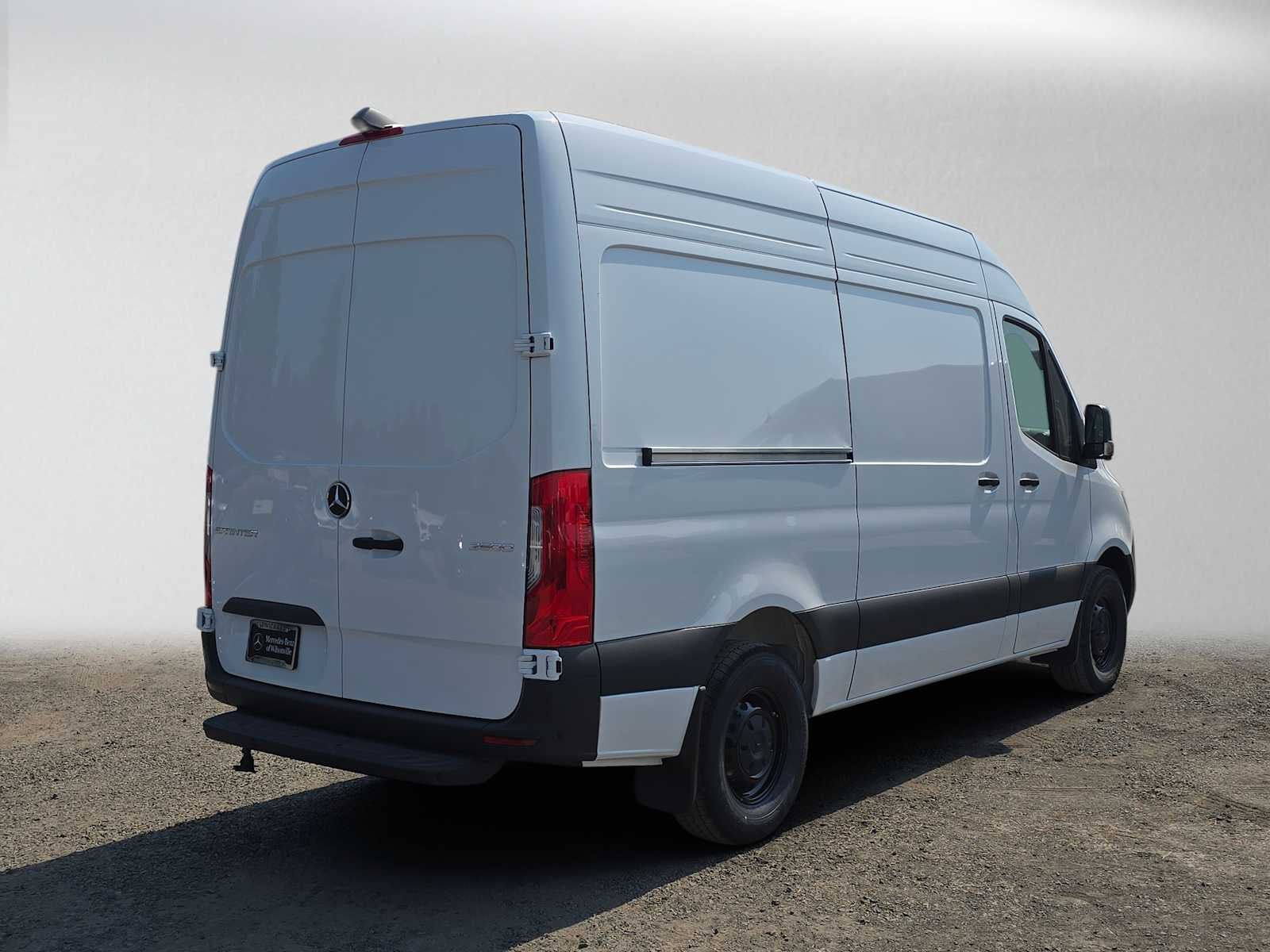 2026 Mercedes-Benz Sprinter 2500 Standard Roof I4 Diesel 144 RWD