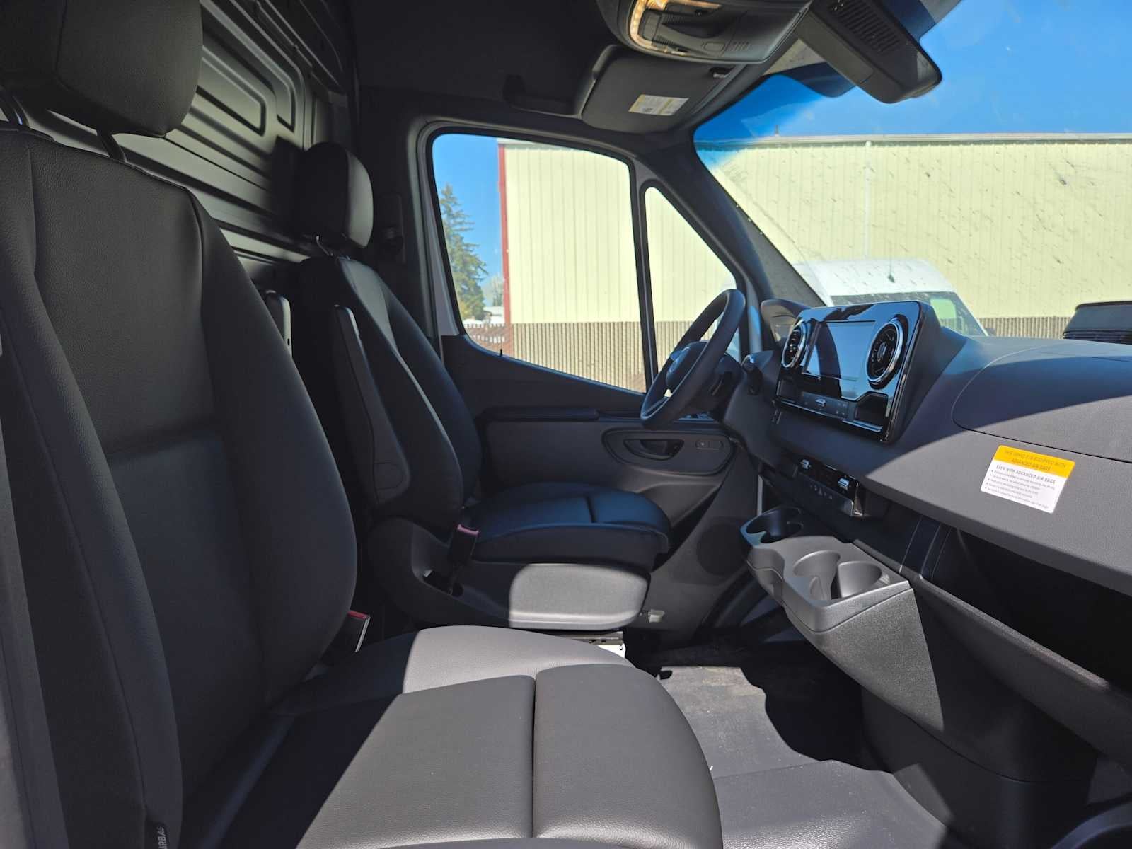 2026 Mercedes-Benz Sprinter Cargo 2500 Standard Roof I4 Diesel 144 RWD