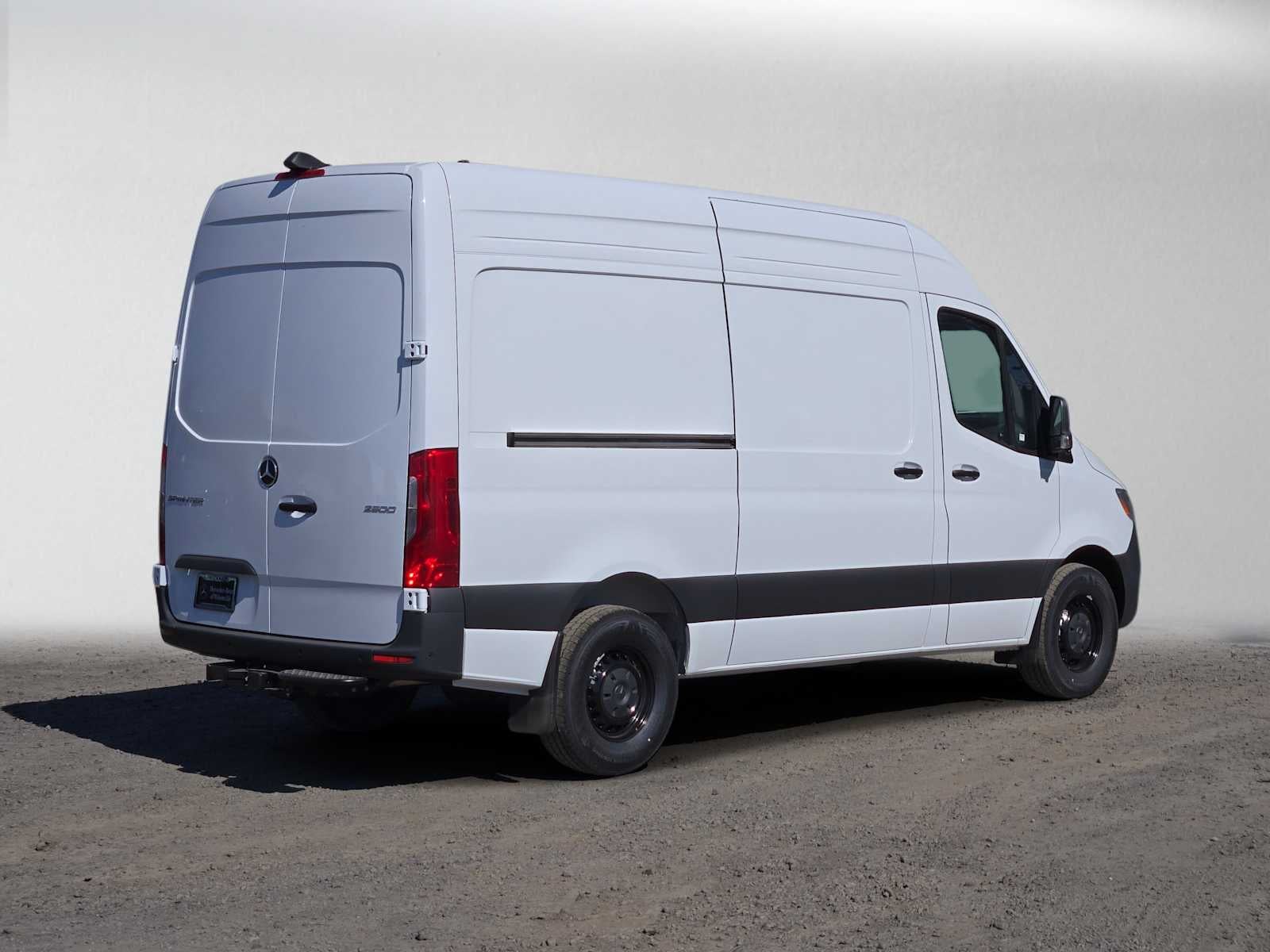 2026 Mercedes-Benz Sprinter Cargo 2500 Standard Roof I4 Diesel 144 RWD