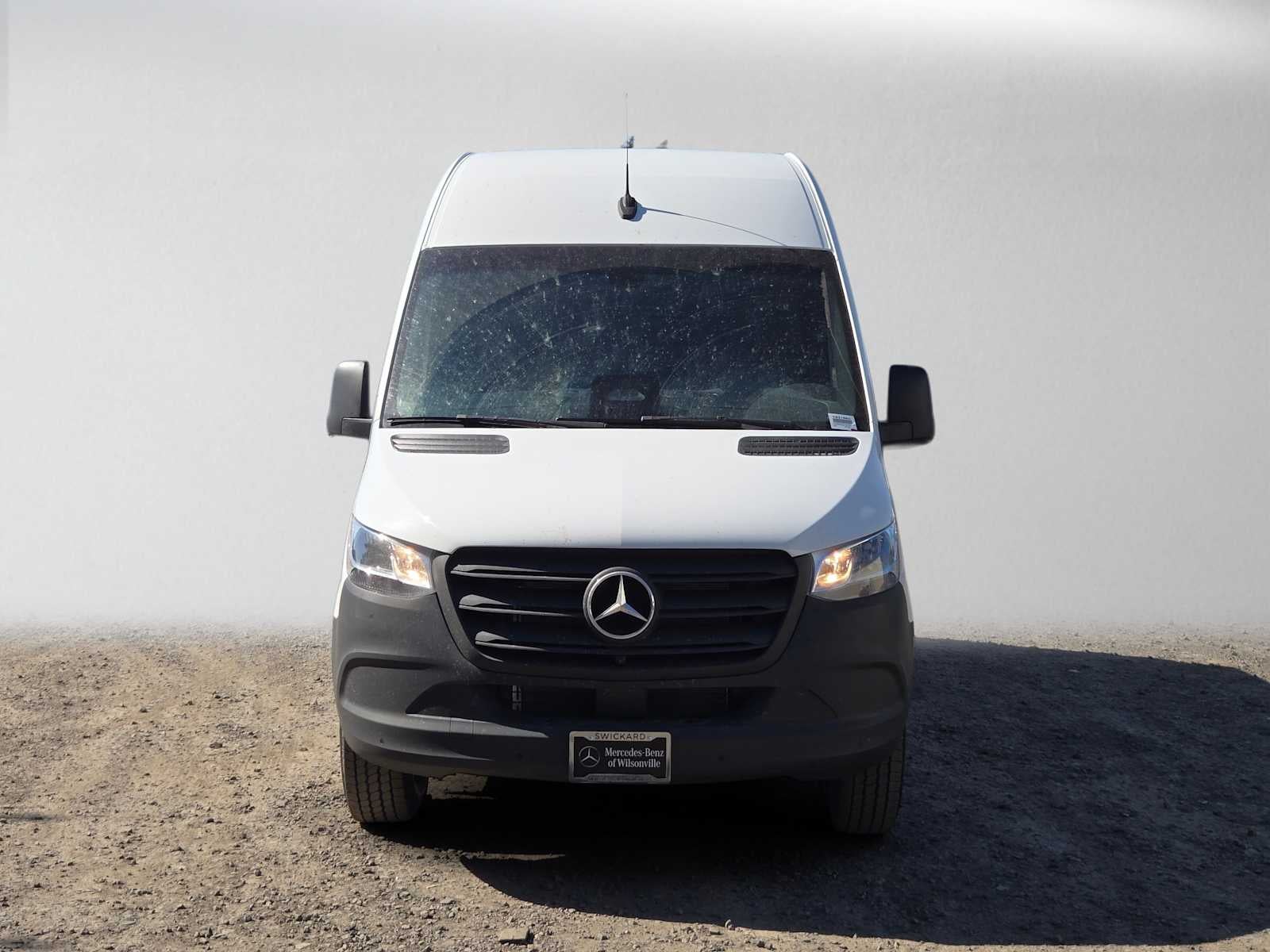 2026 Mercedes-Benz Sprinter Cargo 2500 Standard Roof I4 Diesel 144 RWD