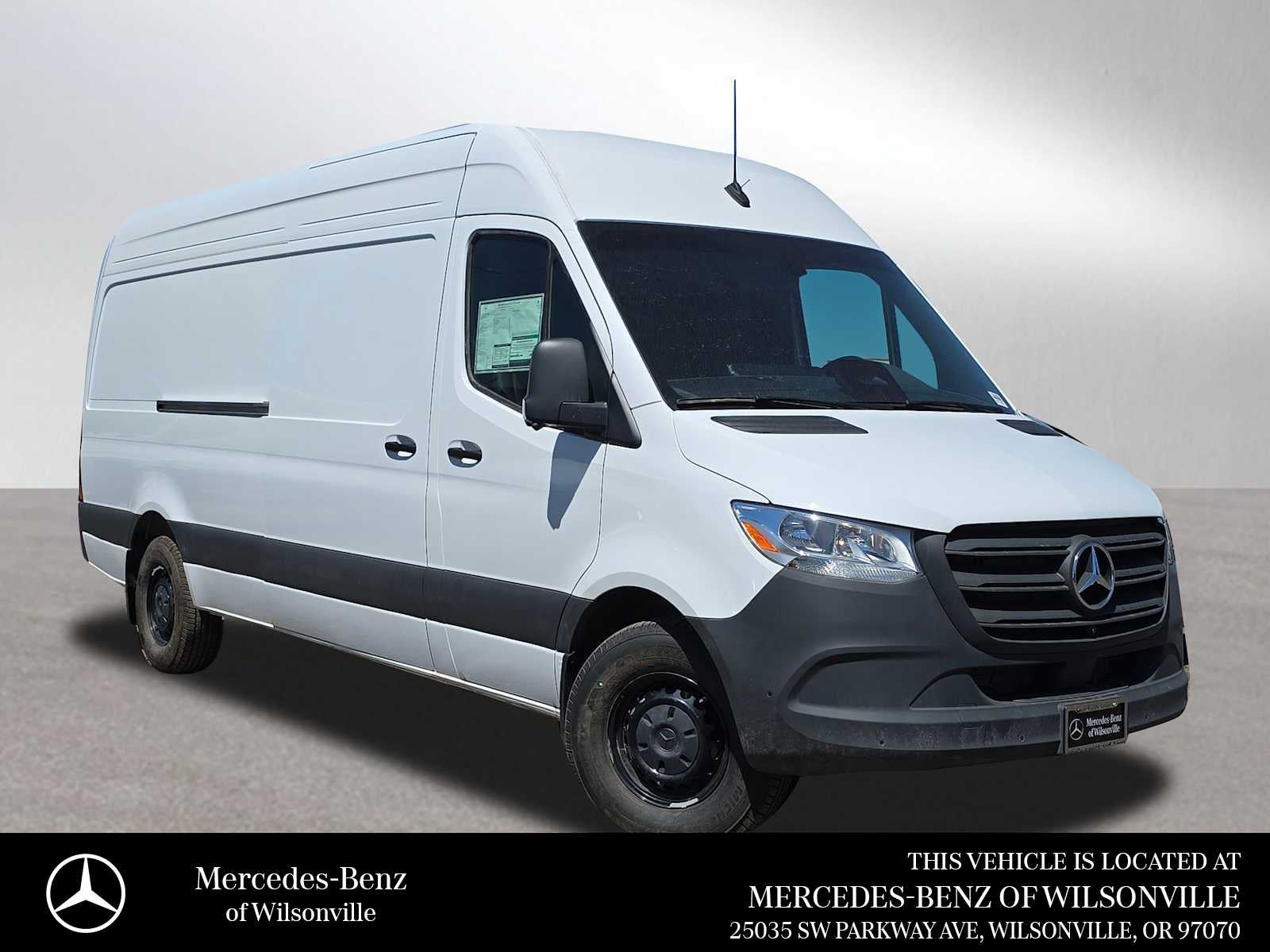 2026 Mercedes-Benz Sprinter 2500 High Roof I4 Diesel 170 RWD