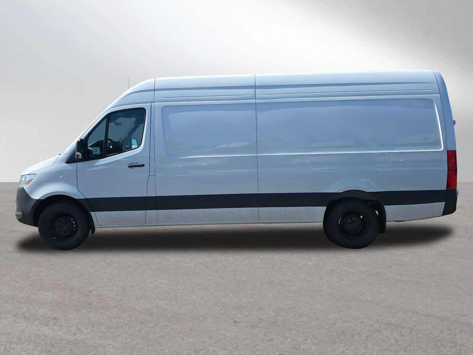 2026 Mercedes-Benz Sprinter 2500 High Roof I4 Diesel 170 RWD