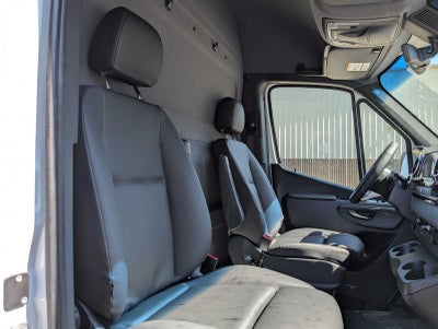 2026 Mercedes-Benz Sprinter 2500 High Roof I4 Diesel 170 RWD