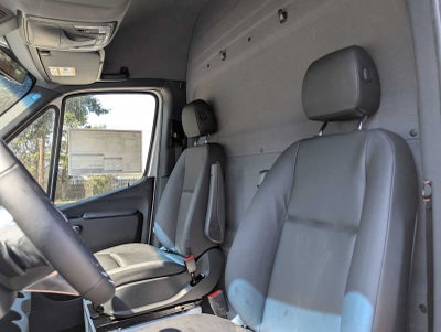 2026 Mercedes-Benz Sprinter 2500 High Roof I4 Diesel 170 RWD