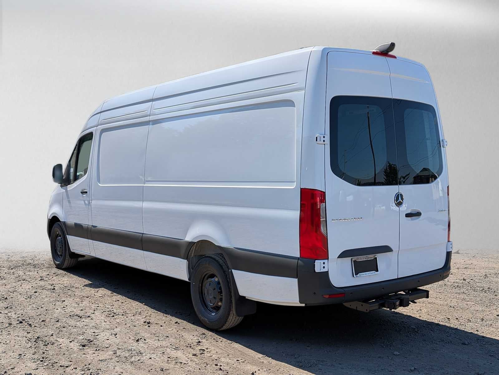 2026 Mercedes-Benz Sprinter 2500 High Roof I4 Diesel 170 RWD