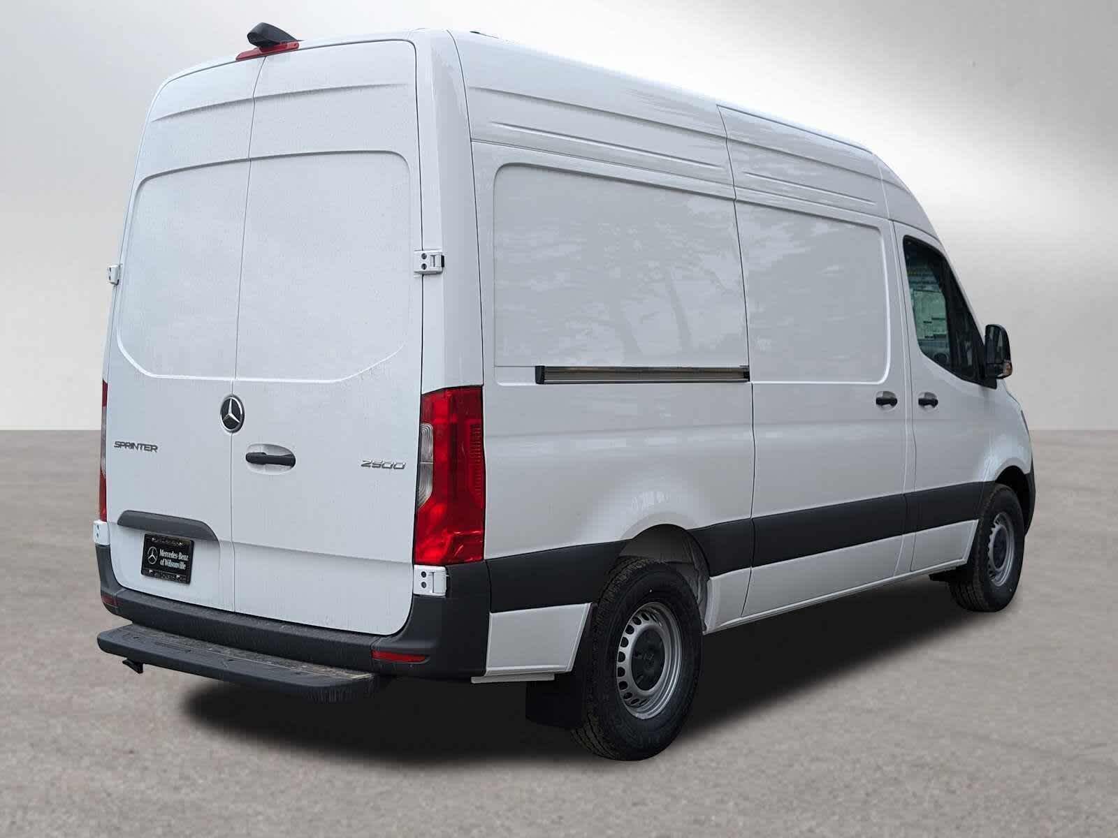 2026 Mercedes-Benz Sprinter 2500 High Roof I4 Diesel 170 RWD