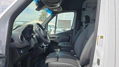 2026 Mercedes-Benz Sprinter 2500 High Roof I4 Diesel 170 RWD