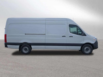 2026 Mercedes-Benz Sprinter 2500 High Roof I4 Diesel 170 RWD