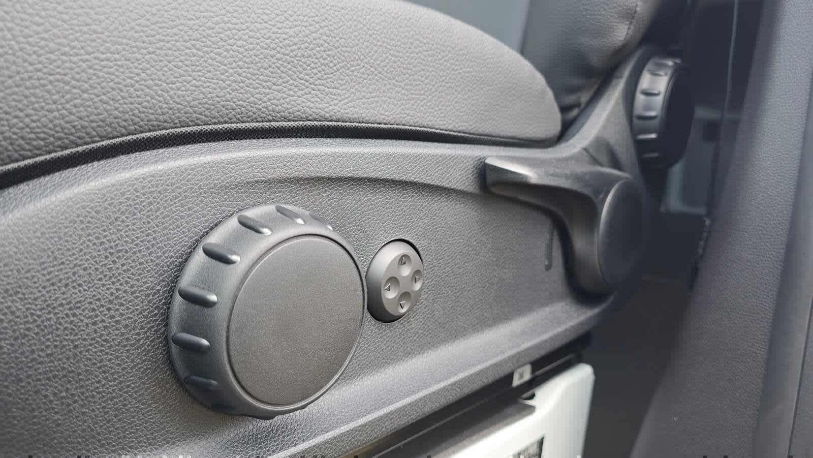 2026 Mercedes-Benz Sprinter 2500 High Roof I4 Diesel 170 RWD