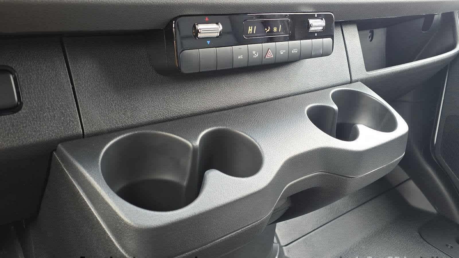 2026 Mercedes-Benz Sprinter 2500 High Roof I4 Diesel 170 RWD