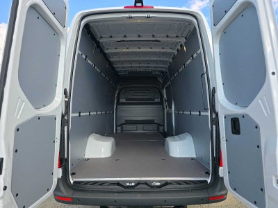 2026 Mercedes-Benz Sprinter 2500 High Roof I4 Diesel 170 RWD