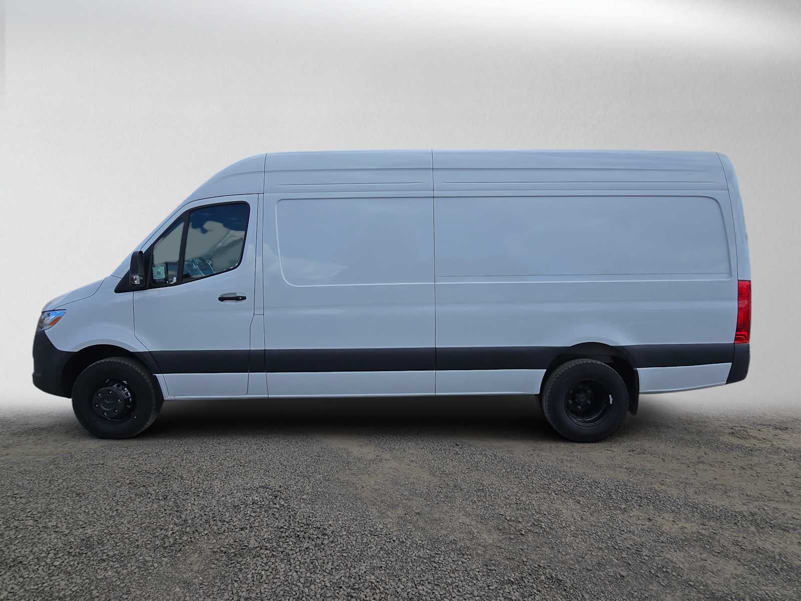 2026 Mercedes-Benz Sprinter 2500 High Roof I4 Diesel 170 RWD