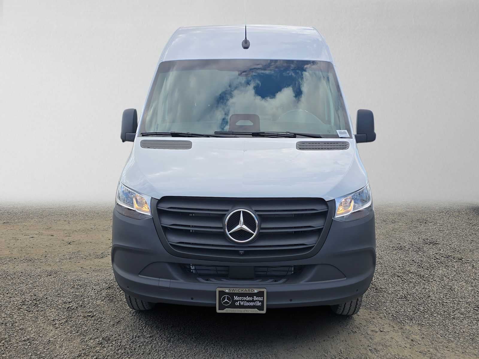 2026 Mercedes-Benz Sprinter 2500 High Roof I4 Diesel 170 RWD