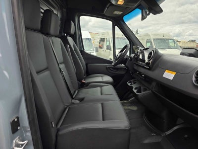 2026 Mercedes-Benz Sprinter 2500 High Roof I4 Diesel 170 RWD