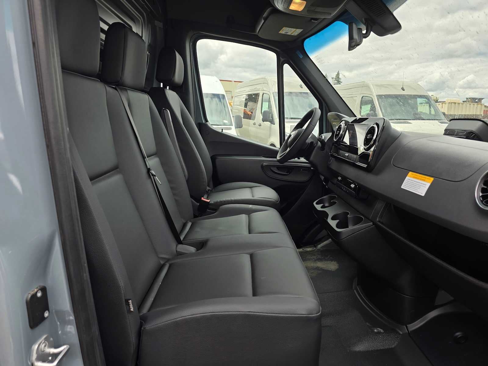 2026 Mercedes-Benz Sprinter 2500 High Roof I4 Diesel 170 RWD
