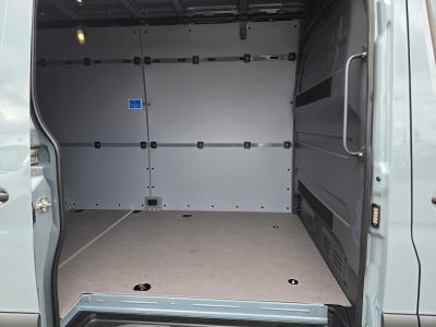 2026 Mercedes-Benz Sprinter 2500 High Roof I4 Diesel 170 RWD
