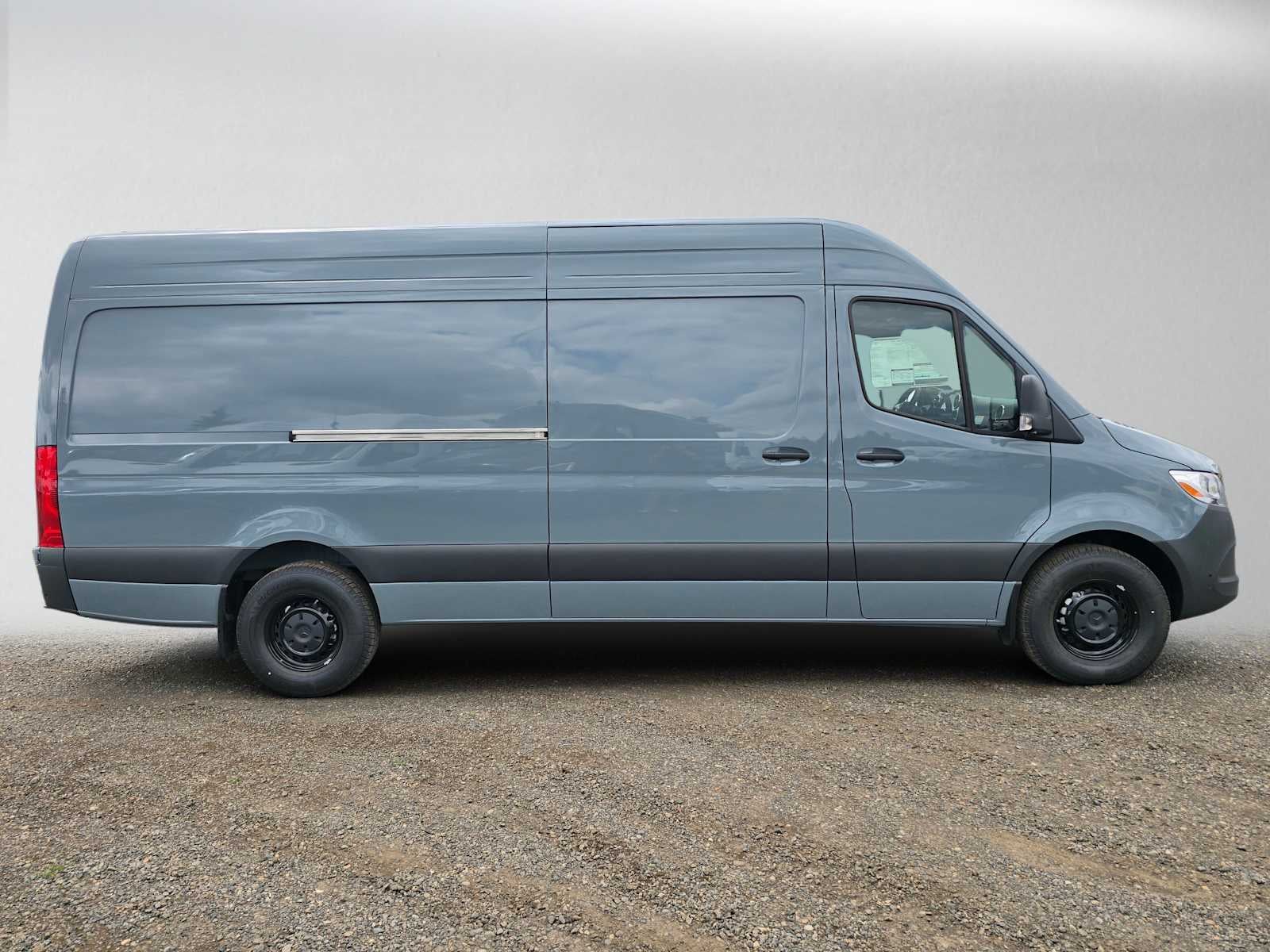 2026 Mercedes-Benz Sprinter 2500 High Roof I4 Diesel 170 RWD
